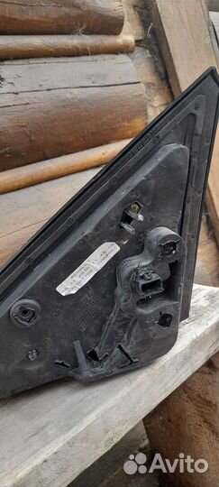 Боковое зеркало на renault