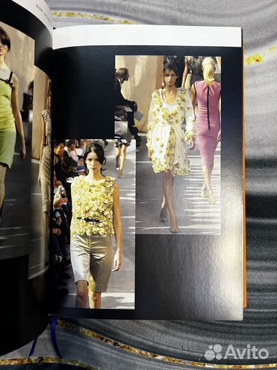 Книга Louis Vuitton: Catwalk. Thames & Hudson