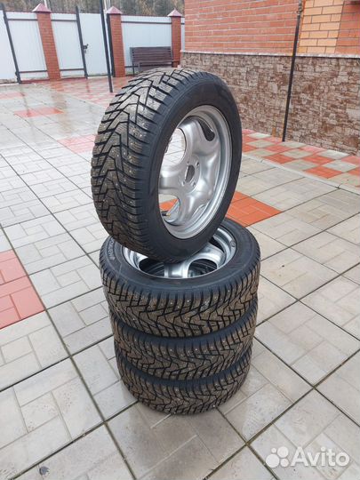 Комплект зимней резины r16 на Ларгус Кросс