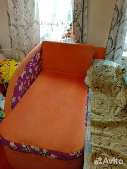 Детская кровать, диван