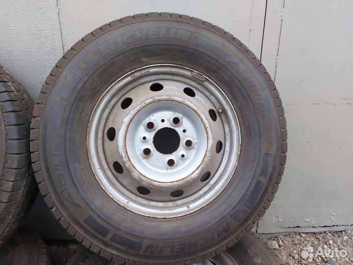 Michelin Agilis 225/75 R16