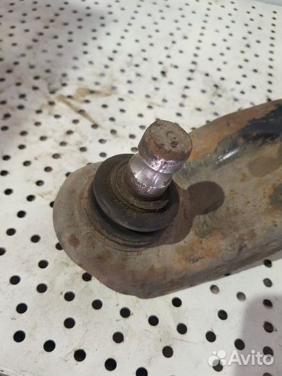 Рычаг передний левый Hyundai Santa Fe