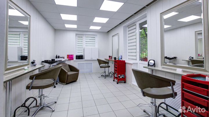Сдам в аренду кресло в салоне красоты