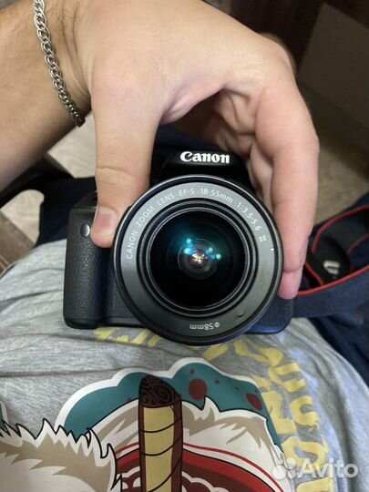 Зеркальный фотоаппарат canon 650d