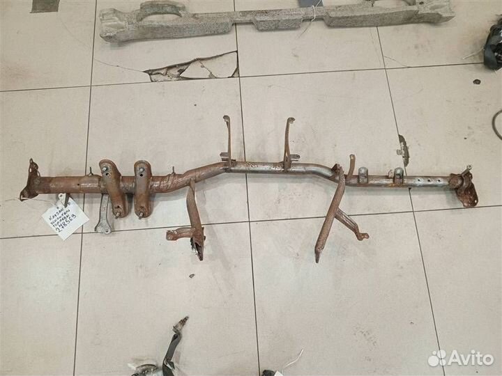 Усилитель торпедо Toyota Land Cruiser 100 1998-20