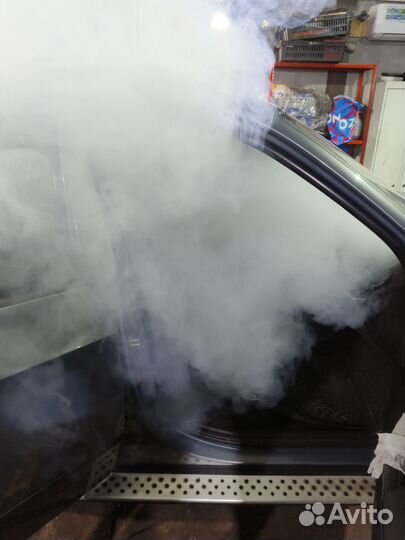 Сухой туман Удаление запахов озонация автомобиля