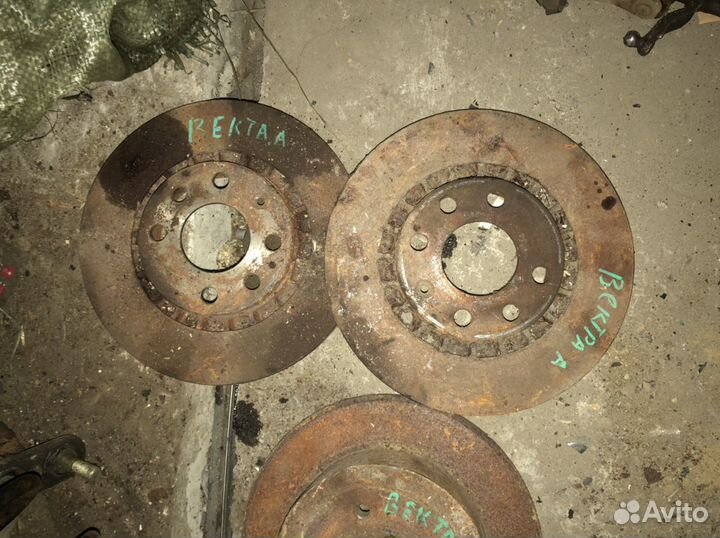 Диск тормозной передний Opel Vectra A