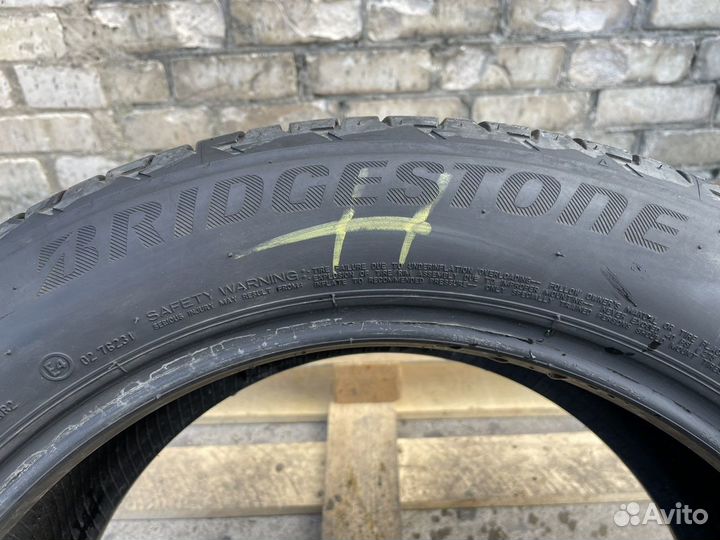 Bridgestone Potenza S001 245/50 R18