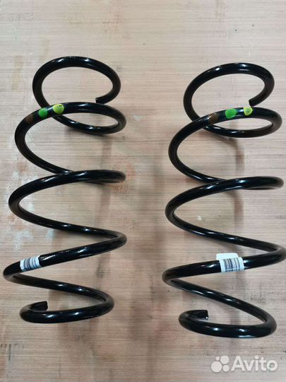 Новые передние пружины Tiguan 2