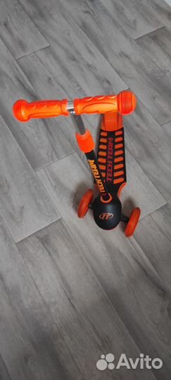 Самокат детский трехколесный бу