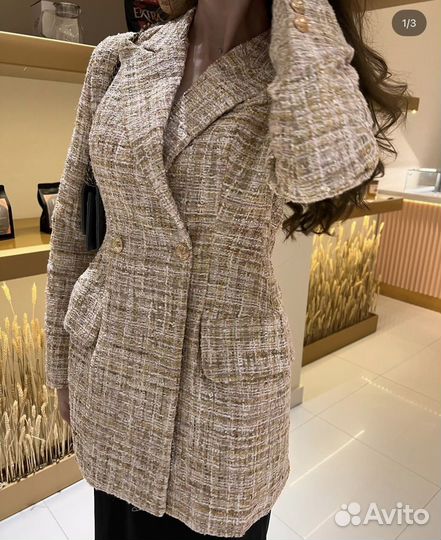 Пиджак с акцентом на талии