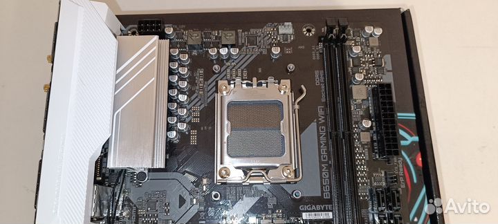 Gigabyte B650M gaming wifi AM5 DDR5