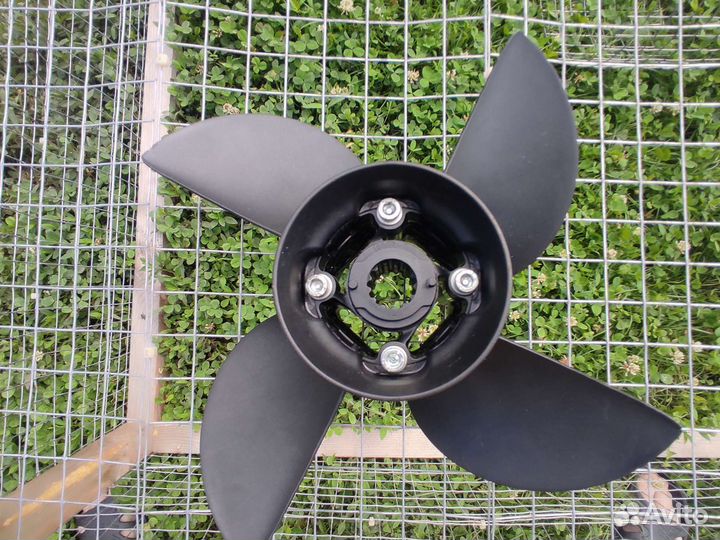 Гребной винт с изменяемым шагом Propulse 6902