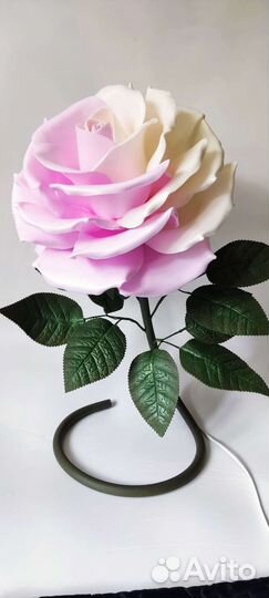 Светильники -цветы ручной работы