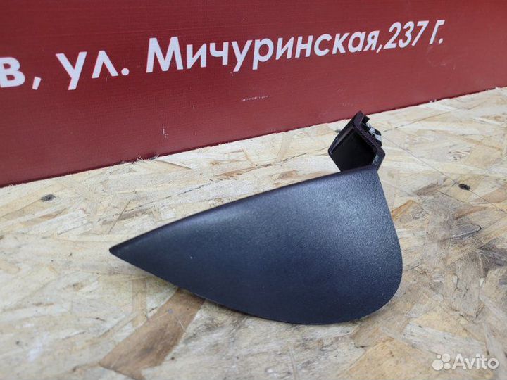 Накладка торпедо левая Renault Duster