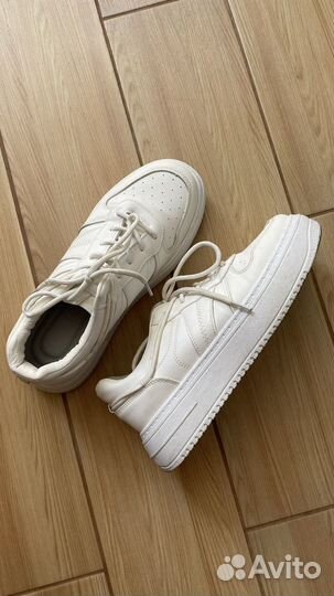 Кеды женские белые