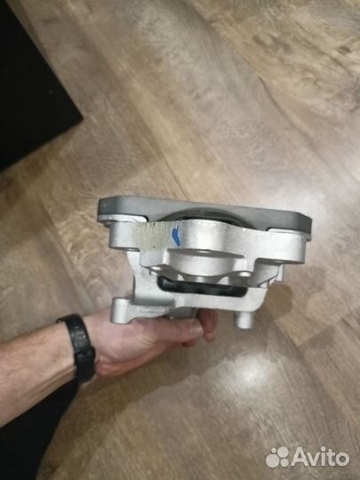 Кронштейн опора двигателя