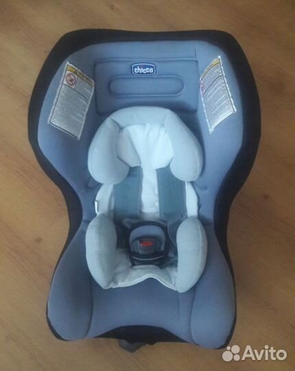 Детское автокресло от 0-4 chicco