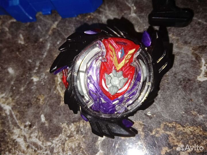 Бейблейд с пускателем