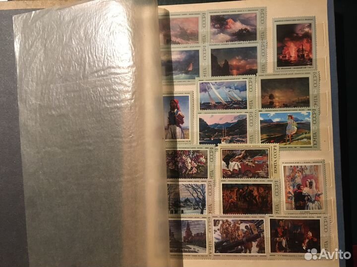 Альбом с 140 марками 