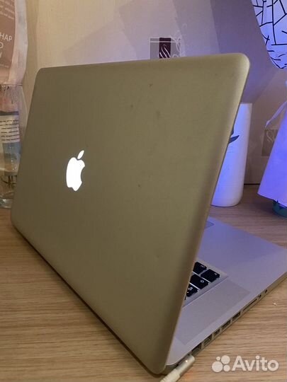 Apple MacBook Pro 15 2011/ 240gb SSD/ i7/ 8GB RAM