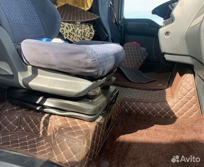 Автомобильные коврики люкс