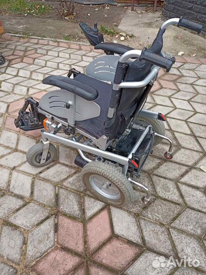 Инвалидная электроколяска