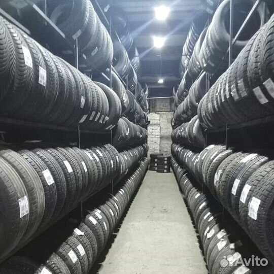 Kumho I'Zen KW31 225/40 R18 92L