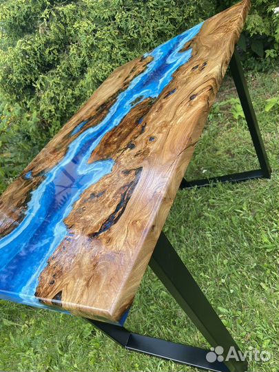 Кухонный стол