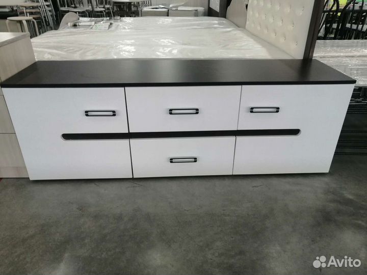 Тумба под тв новая