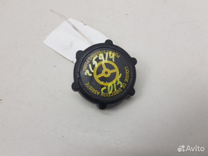 Крышка бачка гур Ford Mondeo