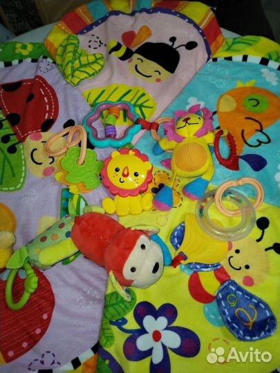 Развивающий коврик