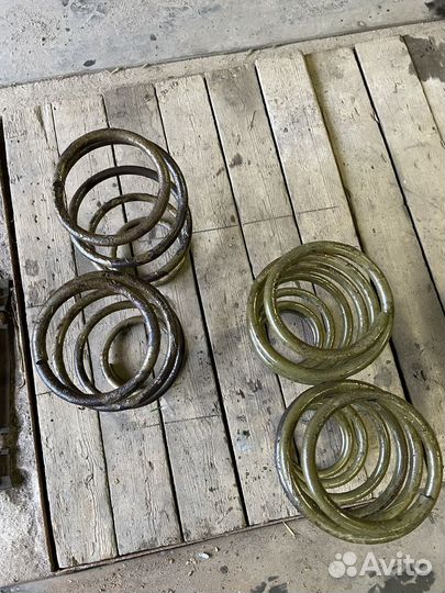 Продам пружины tein -35 на камри