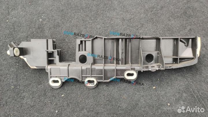 Пластик BMW 5 G30/G31 2019 8795722