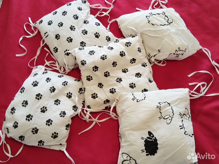 Бортики в кроватку