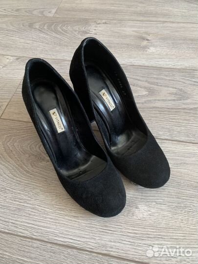 Туфли замшевые vitacci 37