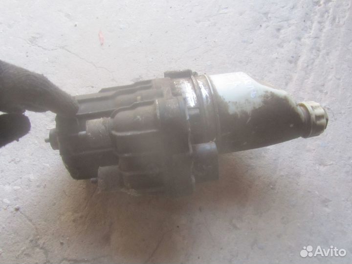 Насос гур opel astra h 1.7 cdti 13192897