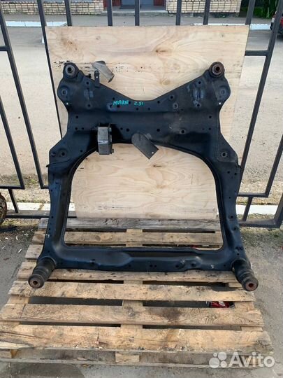 Подрамник передний Nissan murano Z51