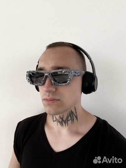 Солнцезащитные очки