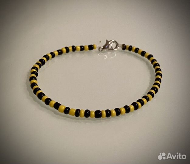 Браслет из бисера