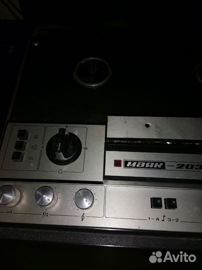 Катушечный магнитофон маяк 203