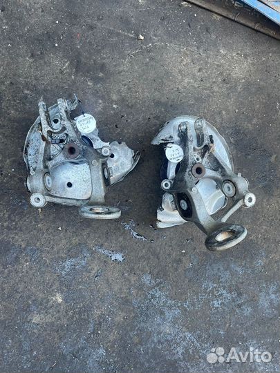 Кулаки задние (L) (R) Audi A4, A5 8K0505435AB