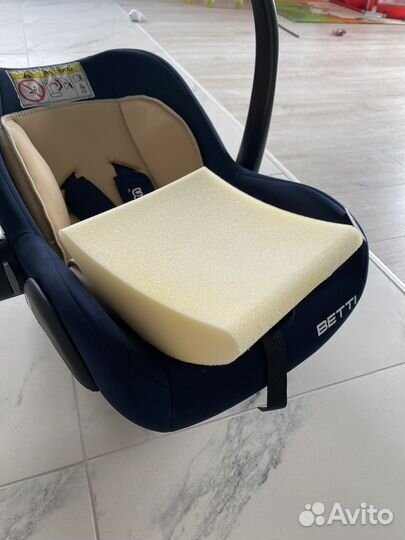 Автолюлька от 0 с вкладышем для новорожденного