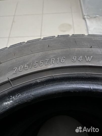 Maxxis Victra MA-Z1 205/55 R16 94