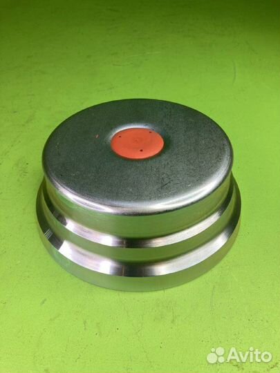 Крышка ступицы 182x4 к-т с пробкой и упл. кольцом