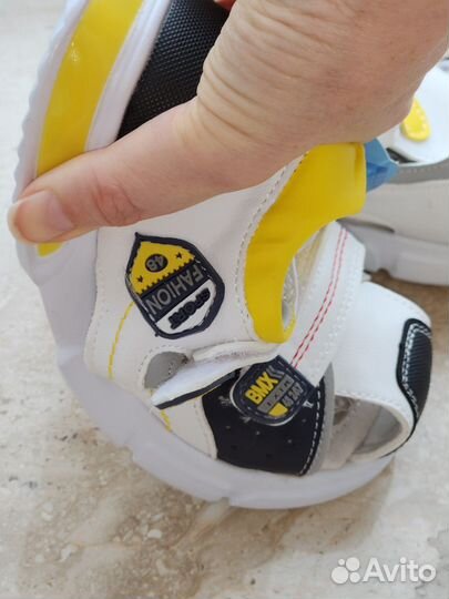 Сандалии детские для мальчиков 28