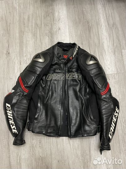 Мотокомбинезон мужской кожаный dainese