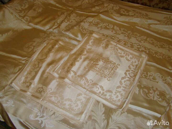 Японская скатерть с салфетками 1940-х годов