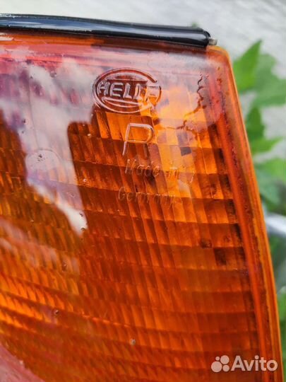 Поворотники Audi 100