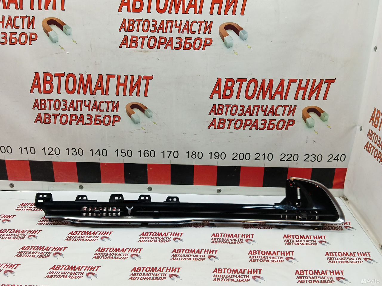 Дефлектор накладка торпеды Voyah Dream